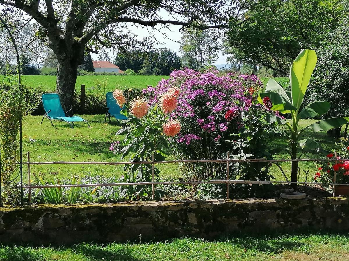 LOU GRAOU CHEPRE gîte d'étape Chandon Exterior foto